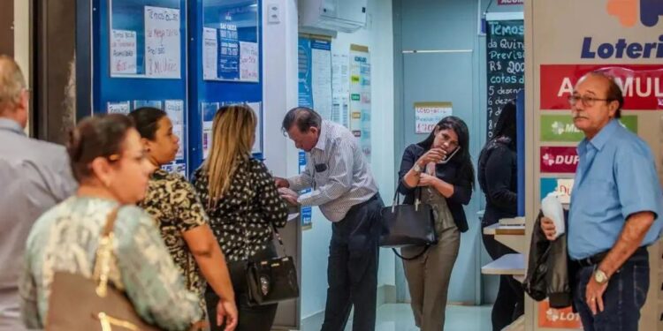Sorteio da +Milionária: Prêmio Alcança R$ 242 Milhões!